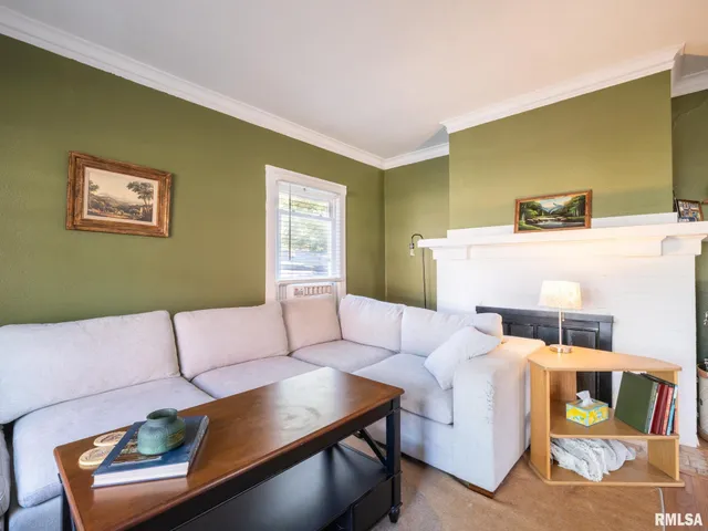 $175,000 | 700 East Maywood Avenue, Peoria, IL 61603