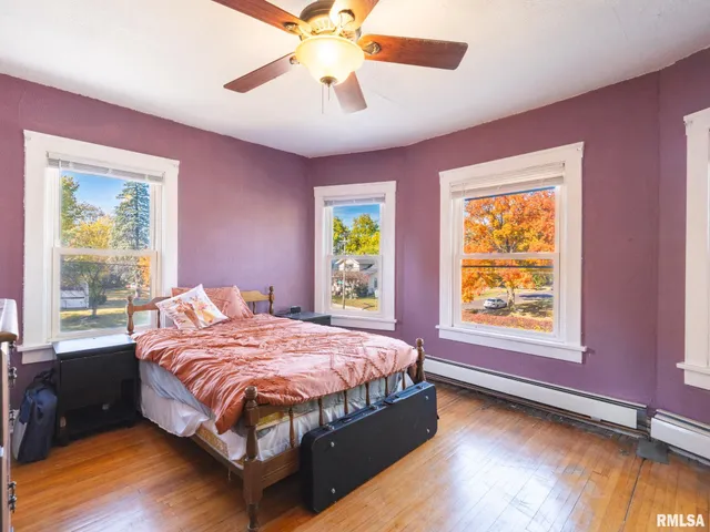 $175,000 | 700 East Maywood Avenue, Peoria, IL 61603