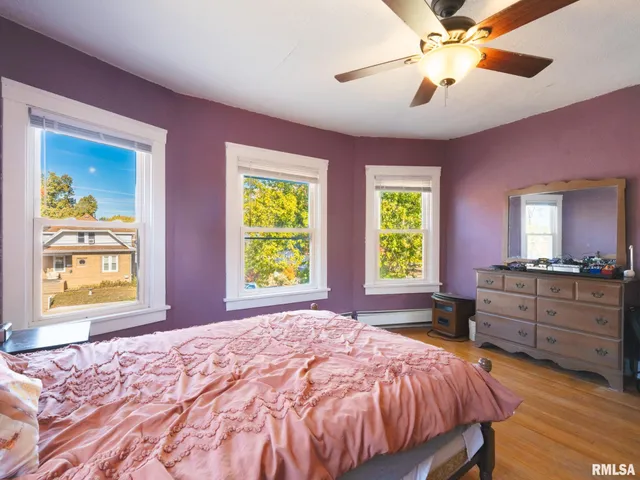 $175,000 | 700 East Maywood Avenue, Peoria, IL 61603