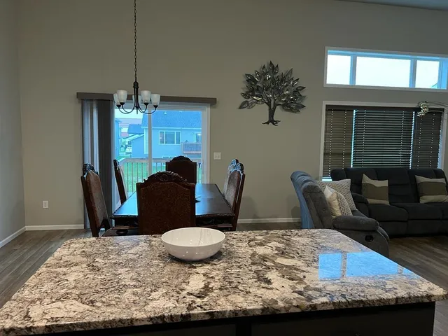 $2,400 | 1558 68th Avenue South, Fargo, ND 58104