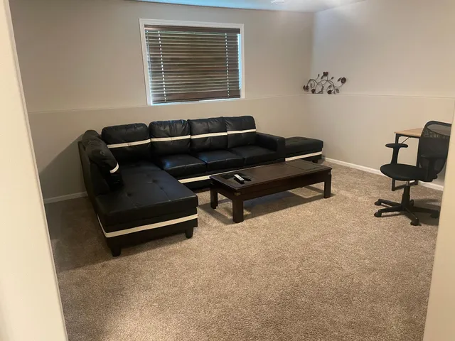 $2,400 | 1558 68th Avenue South, Fargo, ND 58104