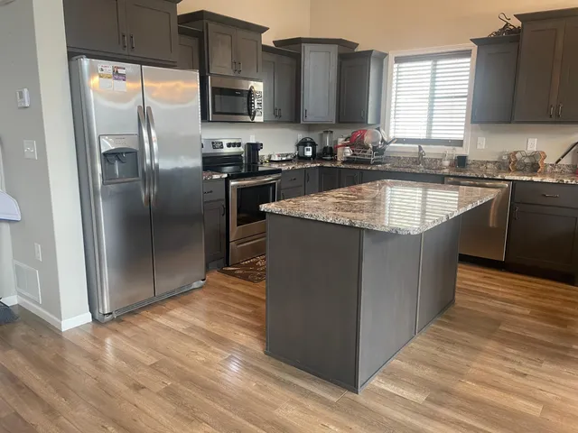 $2,400 | 1558 68th Avenue South, Fargo, ND 58104