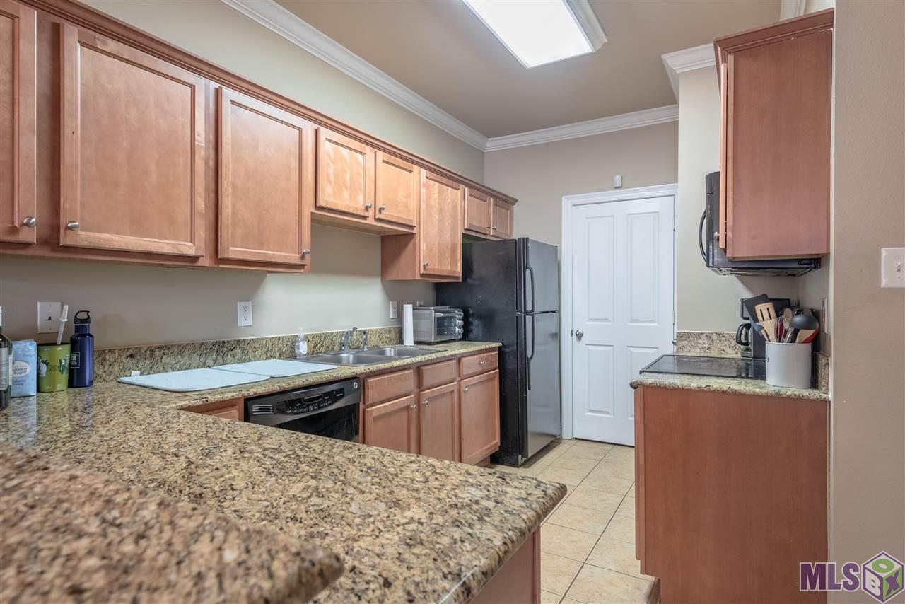2111 Plantation Lane Baton Rouge, LA 70820 - Photo 6 of 13