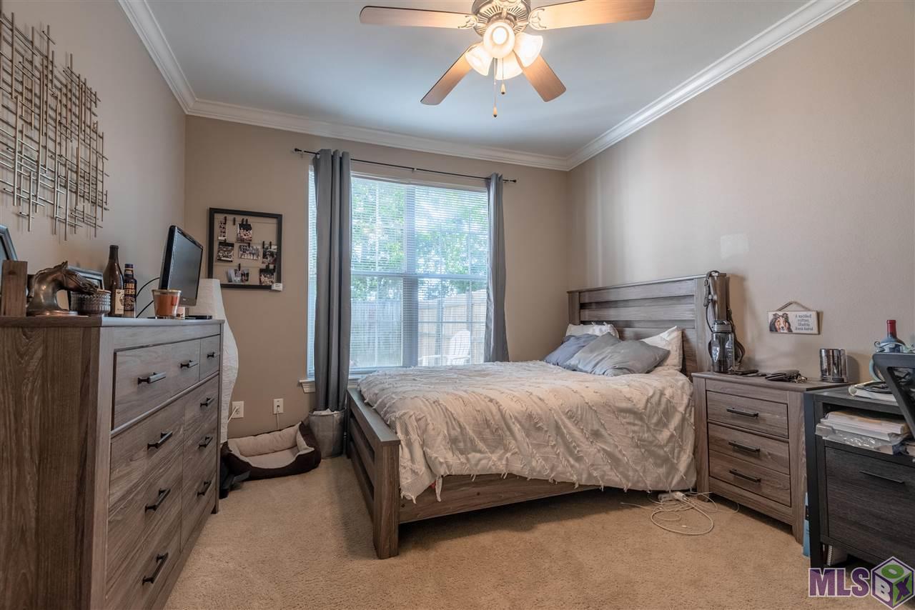 2111 Plantation Lane Baton Rouge, LA 70820 - Photo 7 of 13