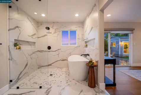 $1,899,000 | 230 Royal Palm Place, Danville, CA 94526