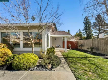 $1,899,000 | 230 Royal Palm Place, Danville, CA 94526