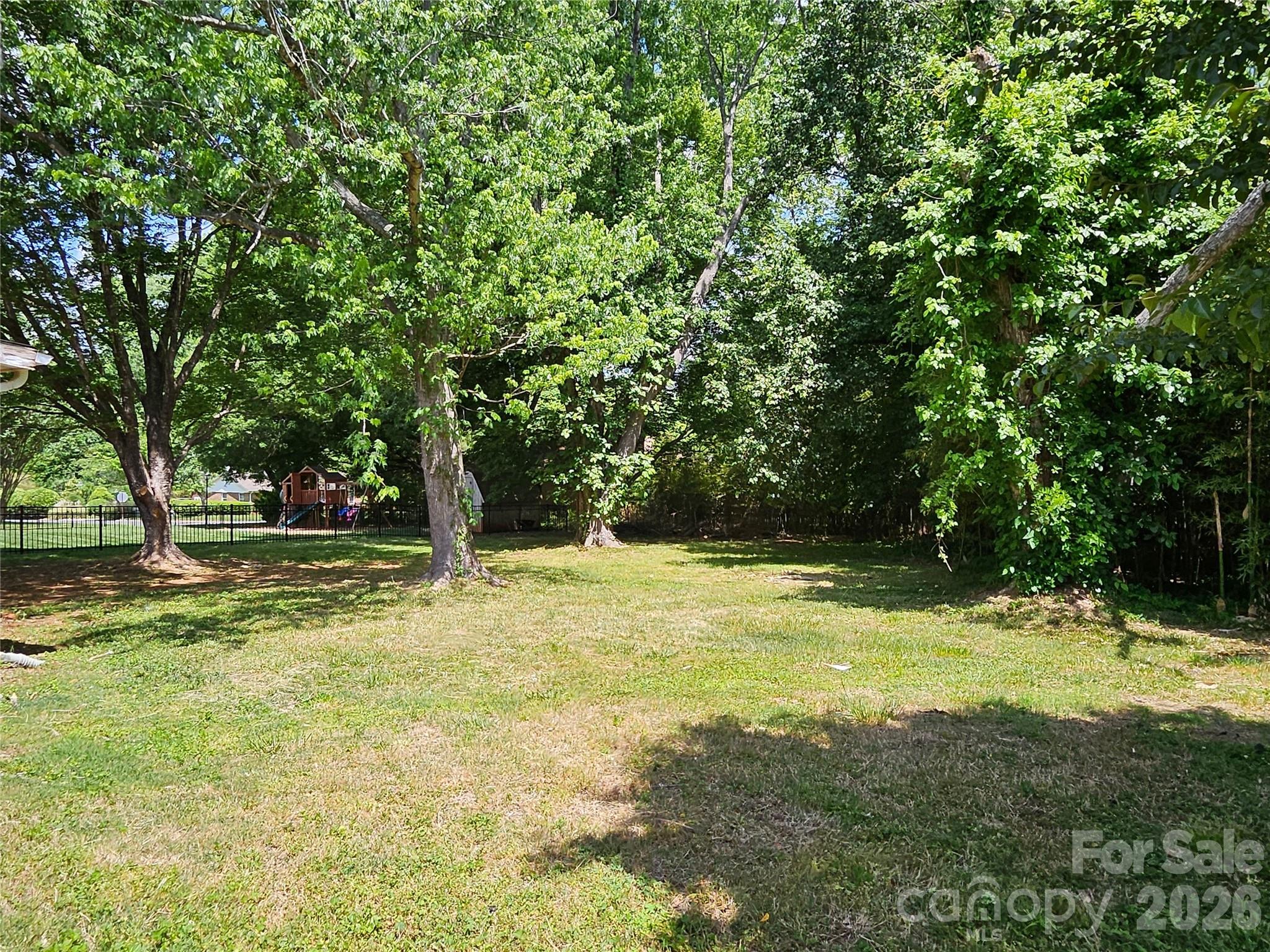1109 Reid Harkey Road Matthews, NC 28105 - Photo 3 of 18