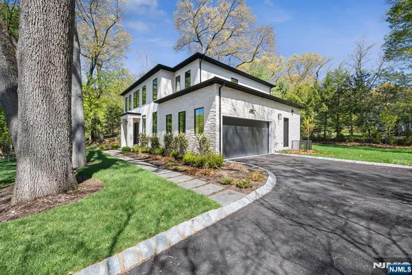 $20,000 | 242 Hardenburgh Avenue, Demarest, NJ 07627
