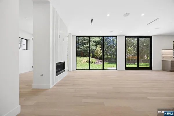 $20,000 | 242 Hardenburgh Avenue, Demarest, NJ 07627