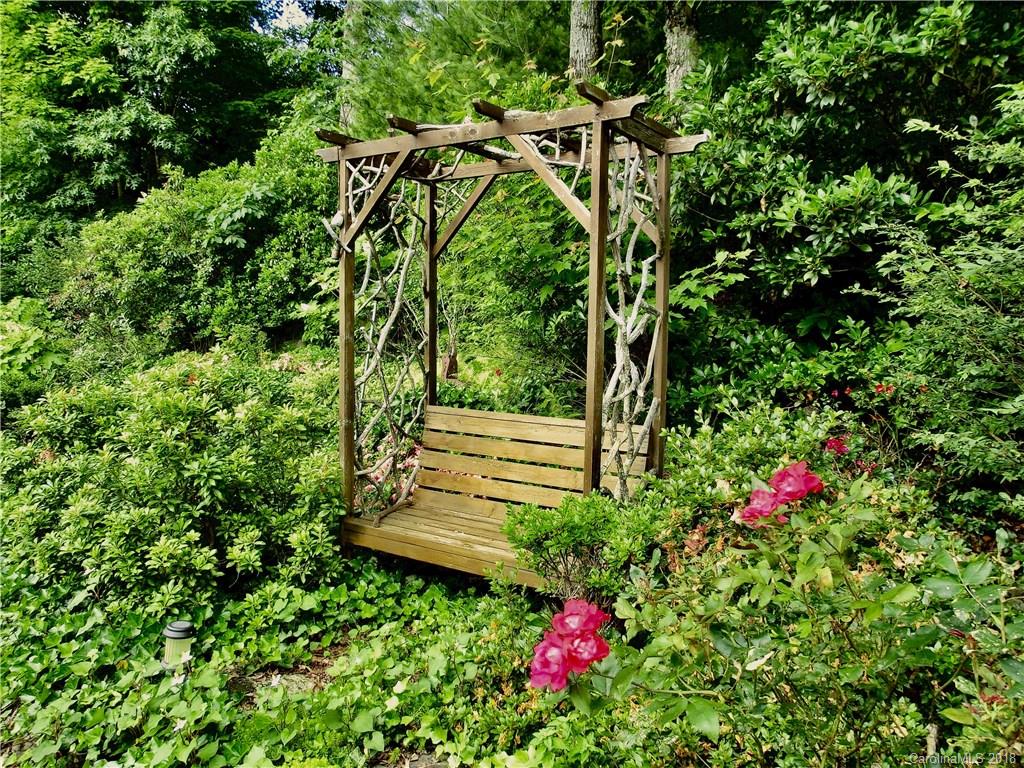 355 Round Top Mountain Road Sapphire, NC 28774 - Photo 21 of 27 Gallery Image 21