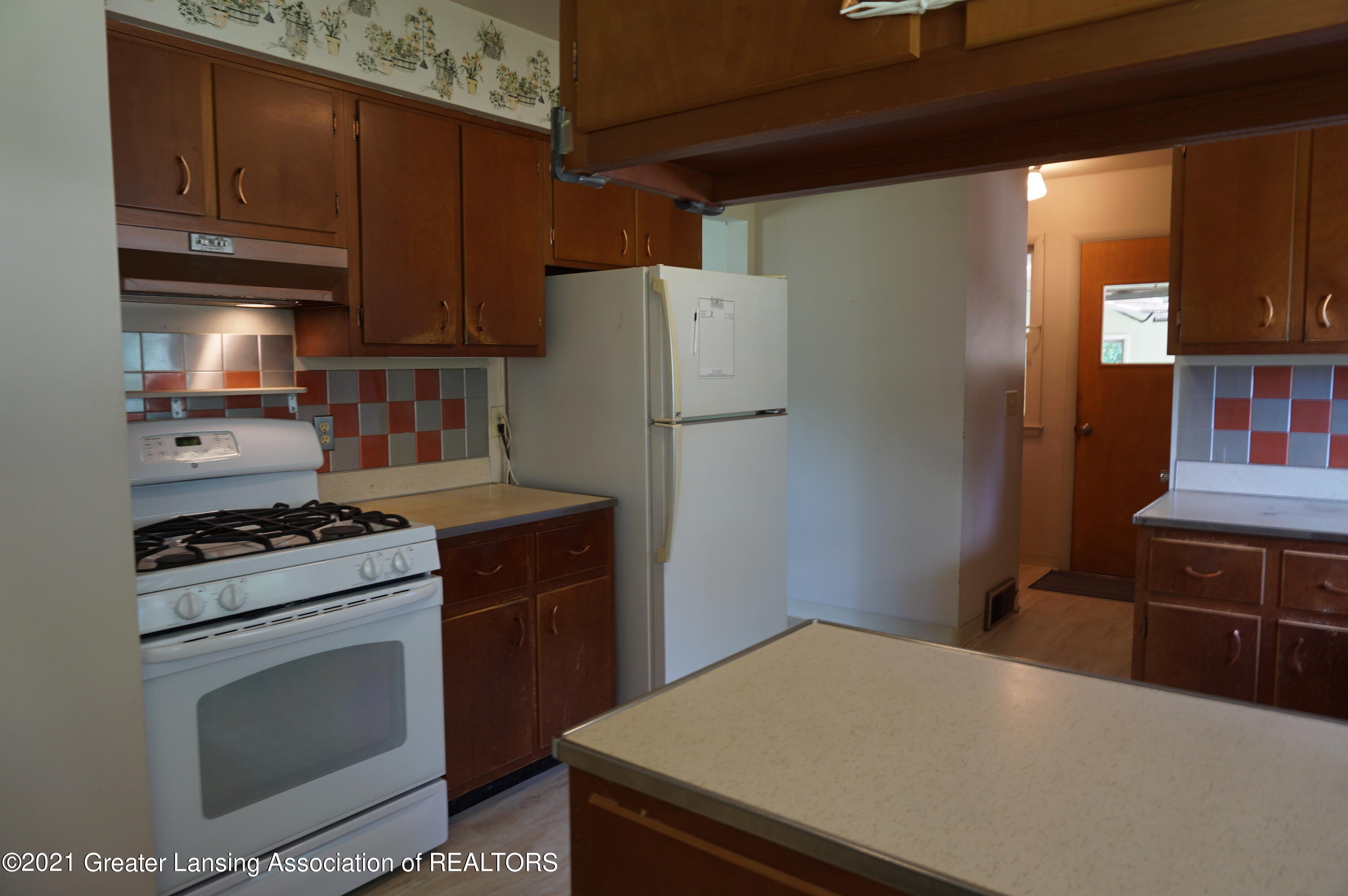 6246 West Stoll Road Lansing, MI 48906 - Photo 10 of 33 DSC02145