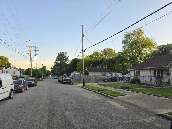 $580,000 | 1572 Hanauer Street, Memphis, TN 38109