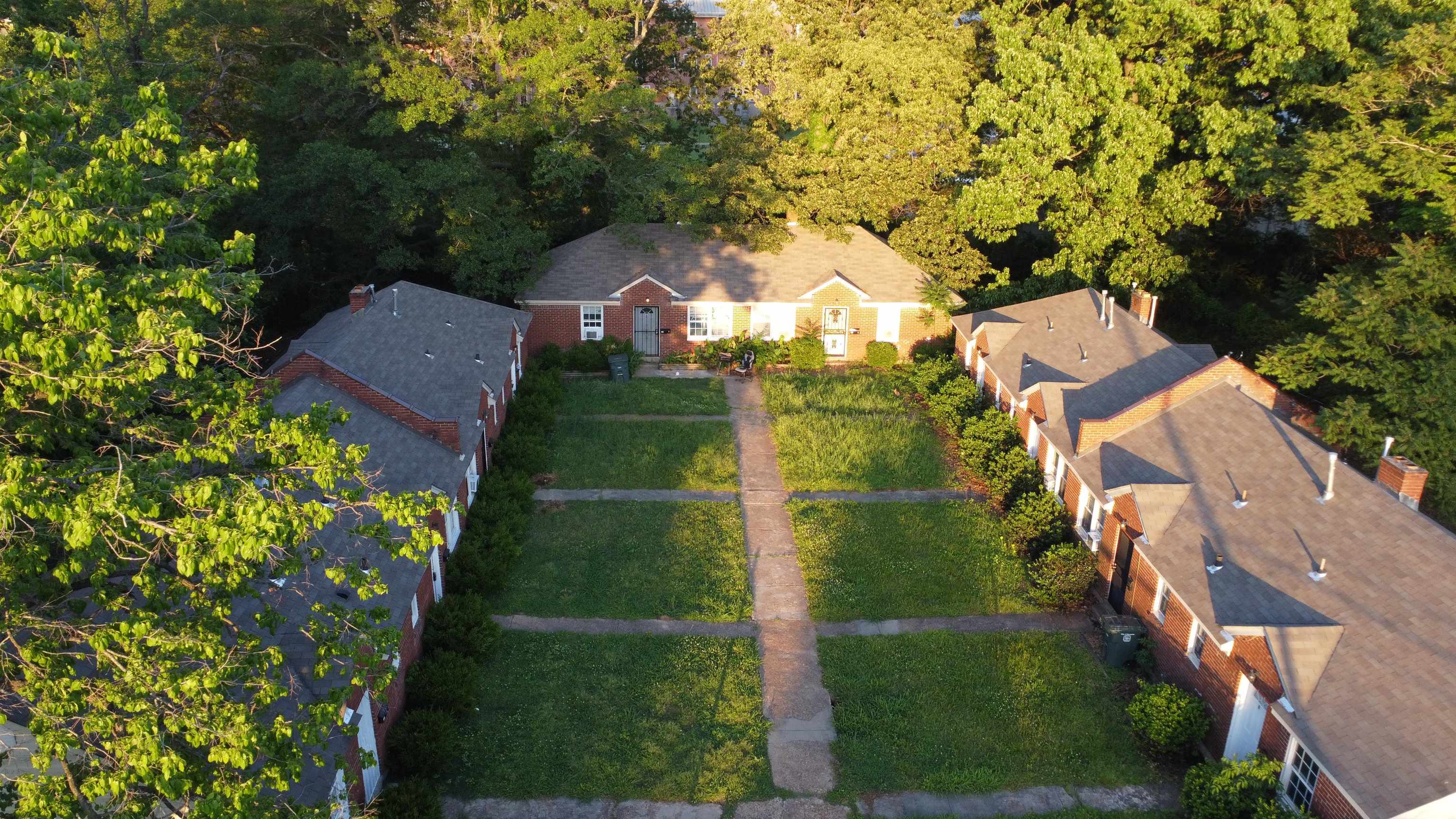 1572 Hanauer Street Memphis, TN 38109 - Photo 30 of 39 an aerial view of a house