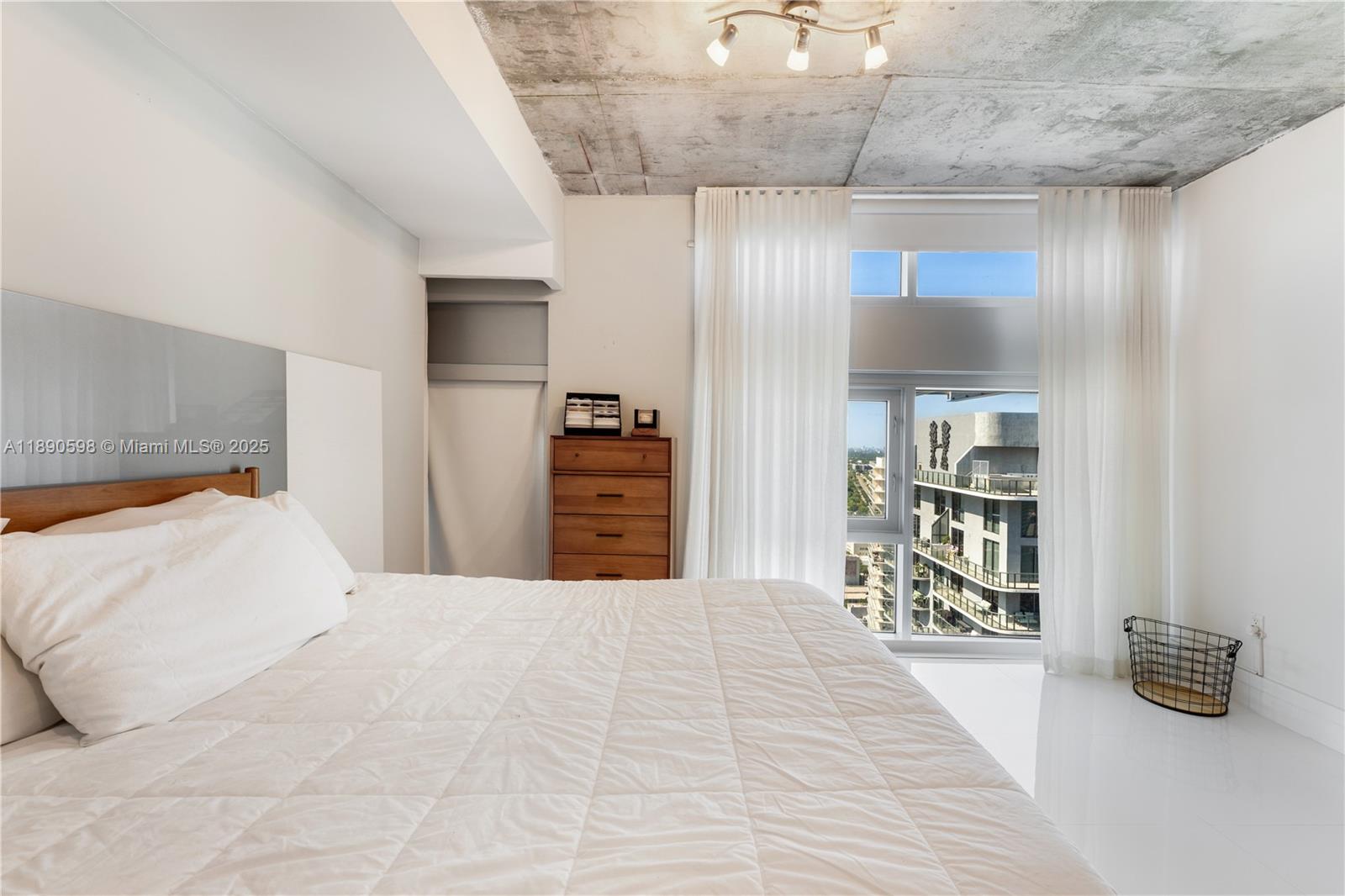 3301 Northeast 1st Avenue, Unit PH7 Miami, FL 33137 - Photo 19 of 30