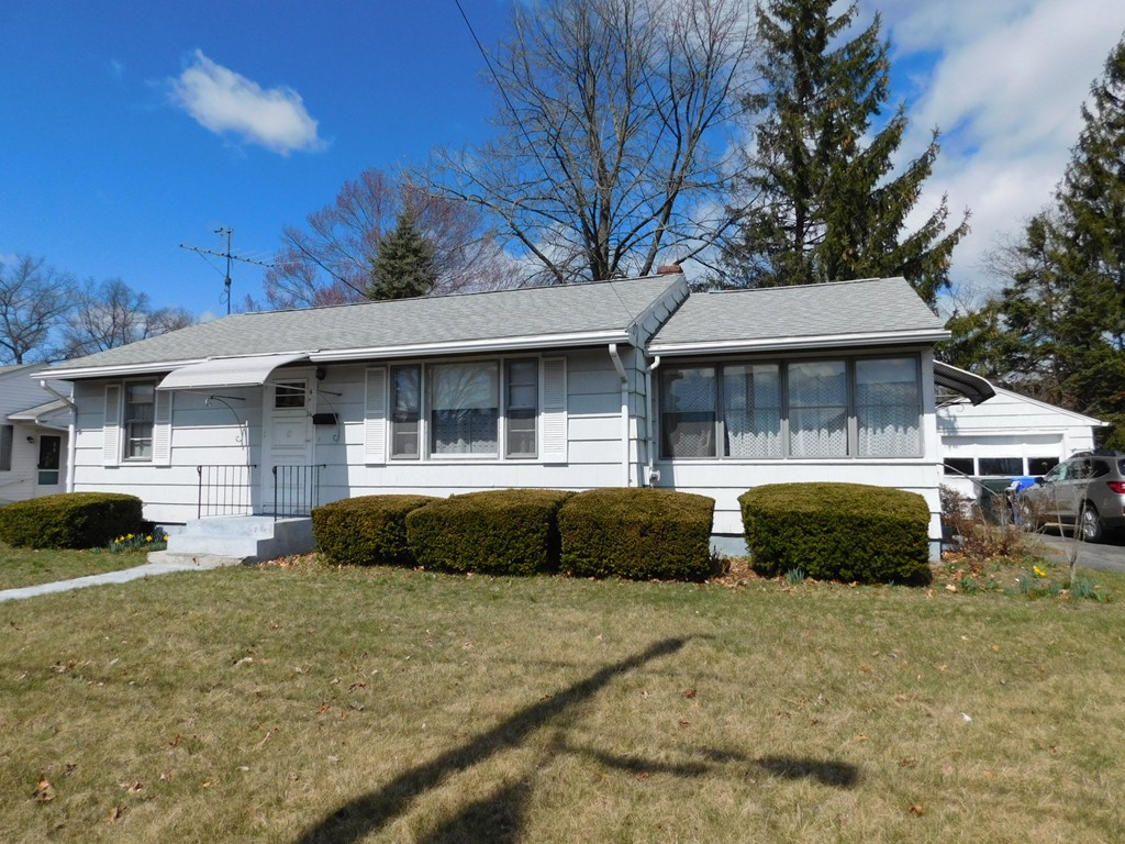 26 Briggs Street Springfield, MA 01151 - Photo 1 of 18 Gallery Image 1