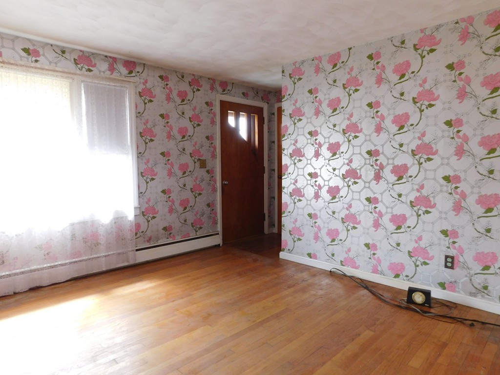26 Briggs Street Springfield, MA 01151 - Photo 6 of 18 Gallery Image 6