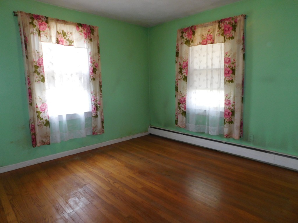 26 Briggs Street Springfield, MA 01151 - Photo 9 of 18 Gallery Image 9