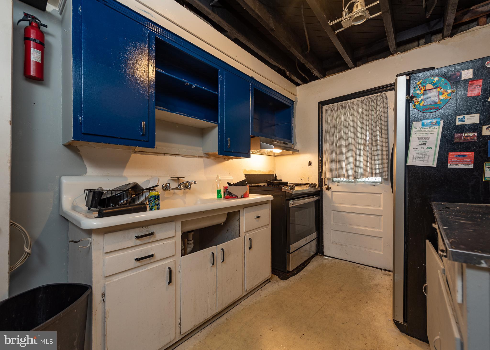 4209 Old Milford Mill Road Baltimore, MD 21208 - Photo 5 of 12 Kitchen