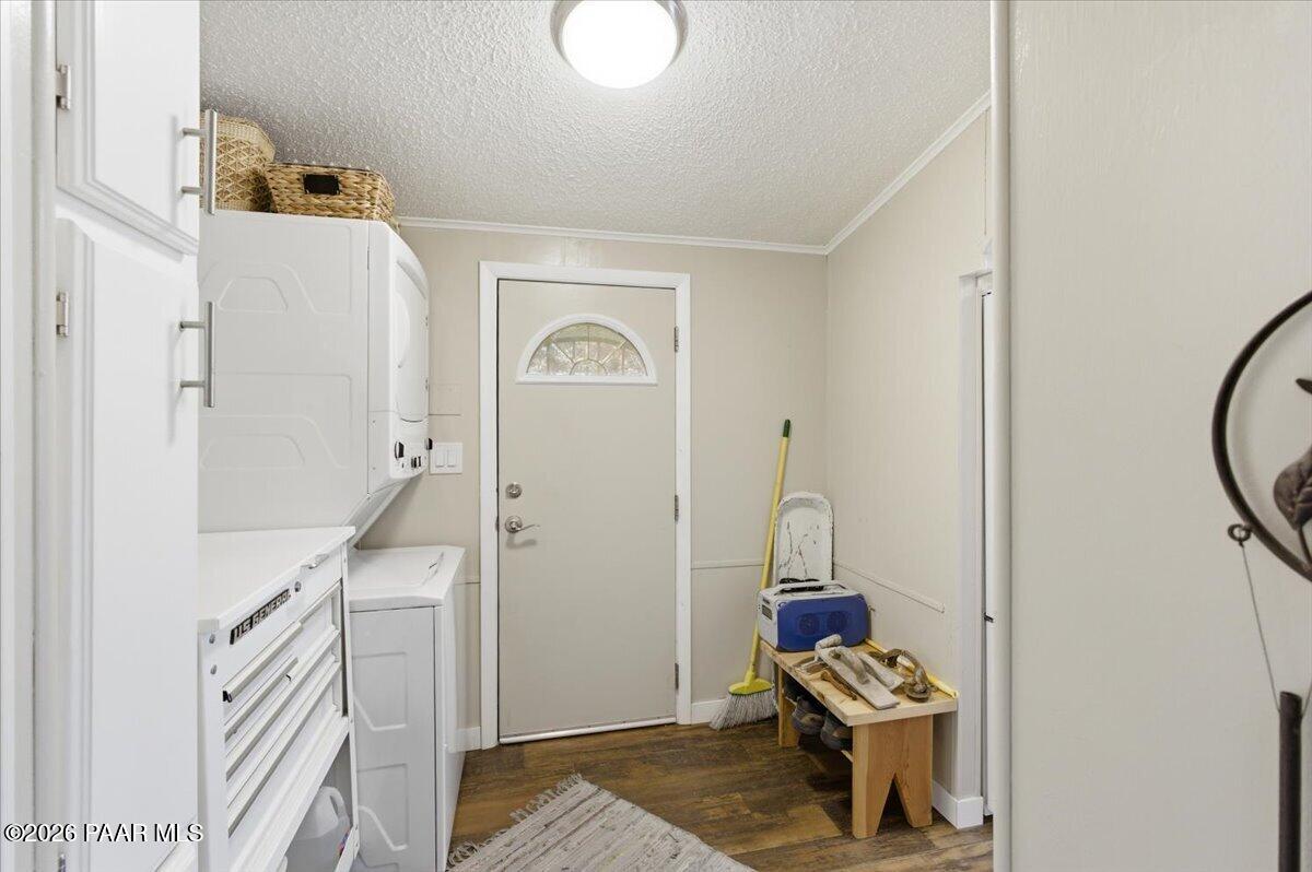 2498 River Trail Road Prescott, AZ 86301 - Photo 21 of 52 20-Laundry area