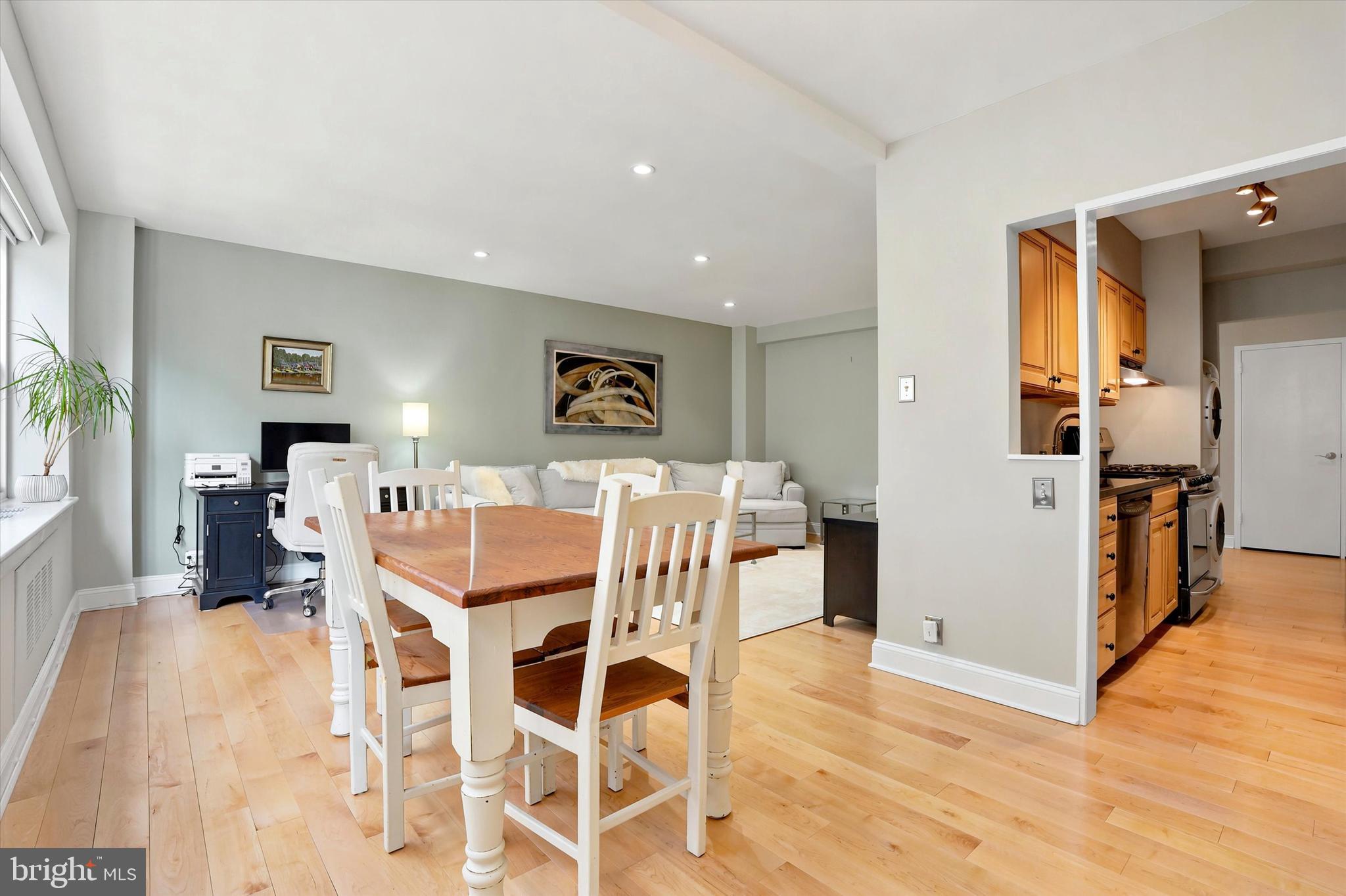 220 West Rittenhouse Square, Unit 5D Philadelphia, PA 19103 - Photo 8 of 28
