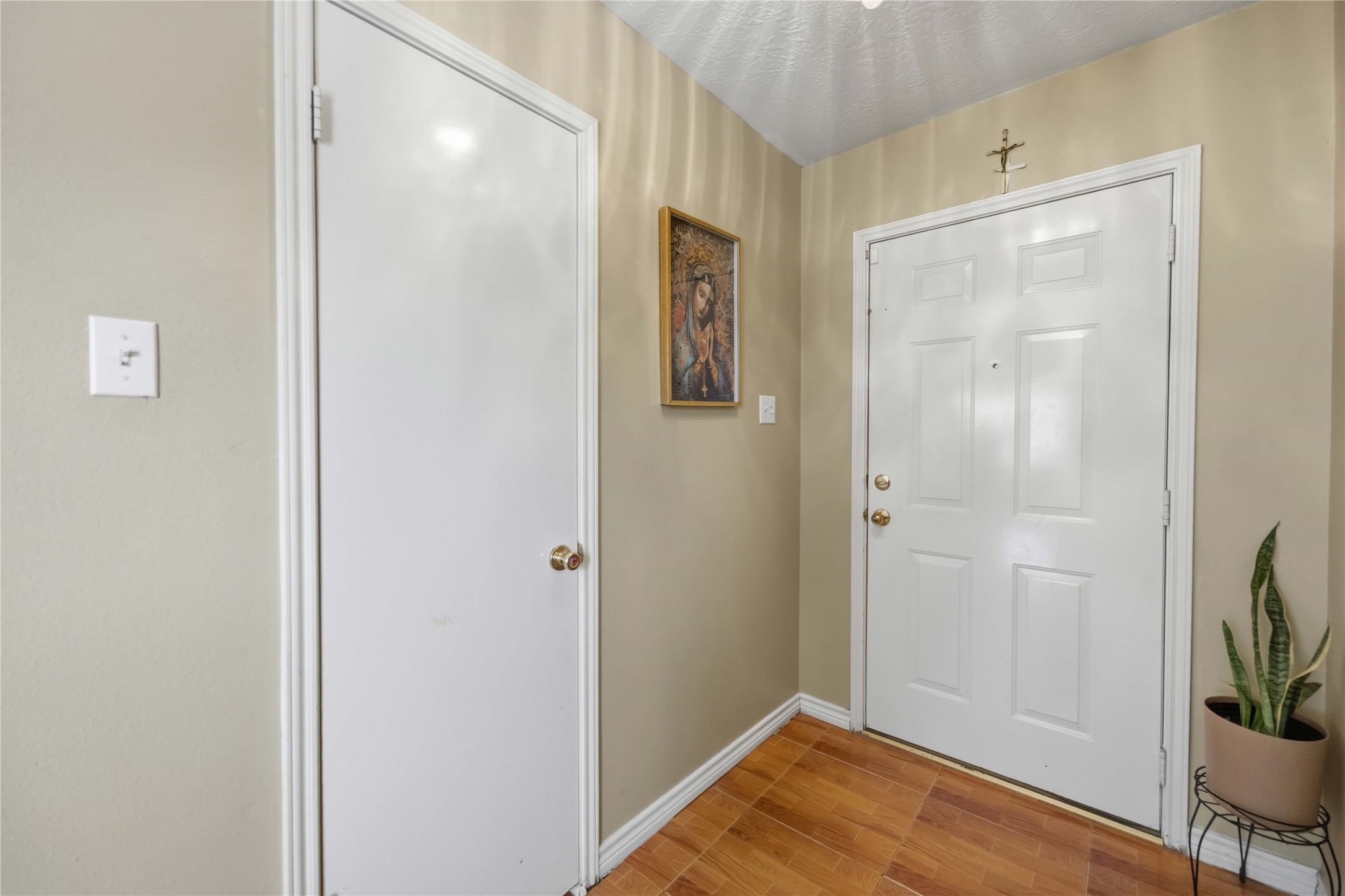 6802 Cheshire Park Road Houston, TX 77088 - Photo 5 of 26
