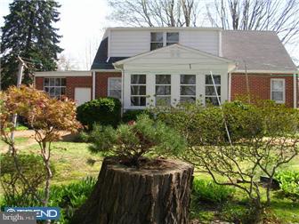 44 Edgewood Road Bordentown, NJ 08505 - Photo 8 of 12 Exterior Back