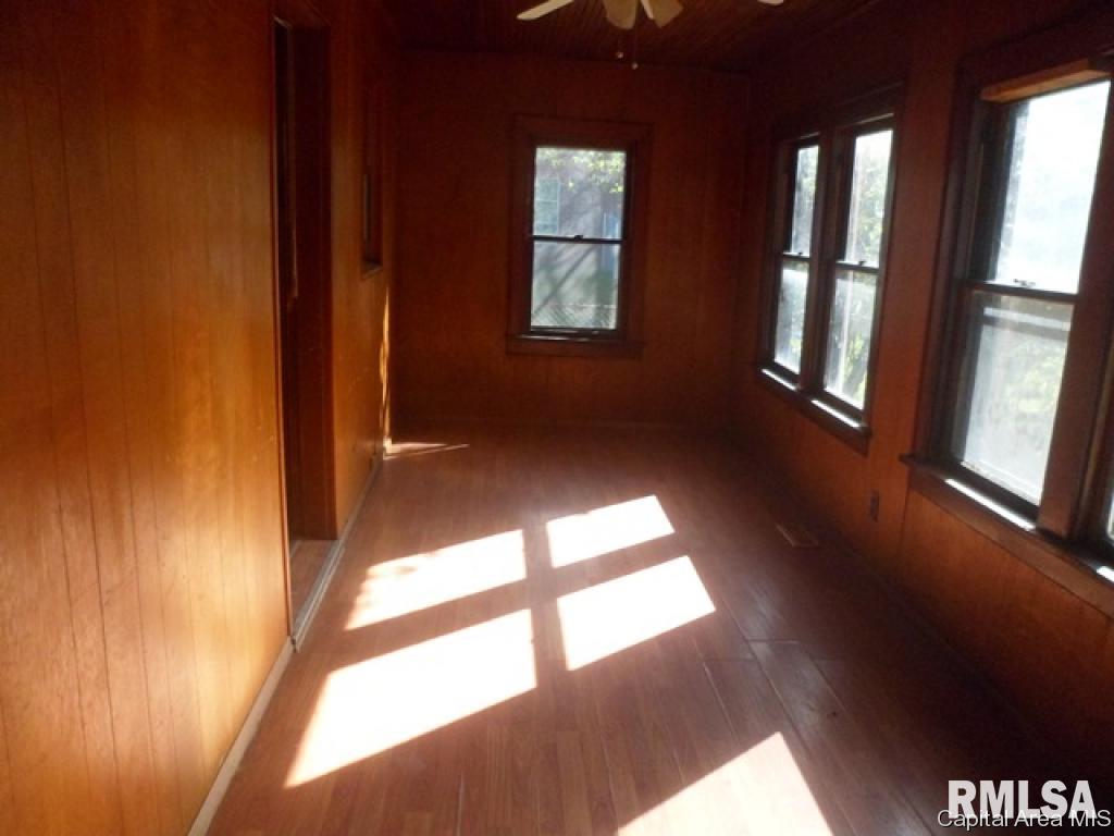554 West Elliott Avenue Springfield, IL 62702 - Photo 9 of 9