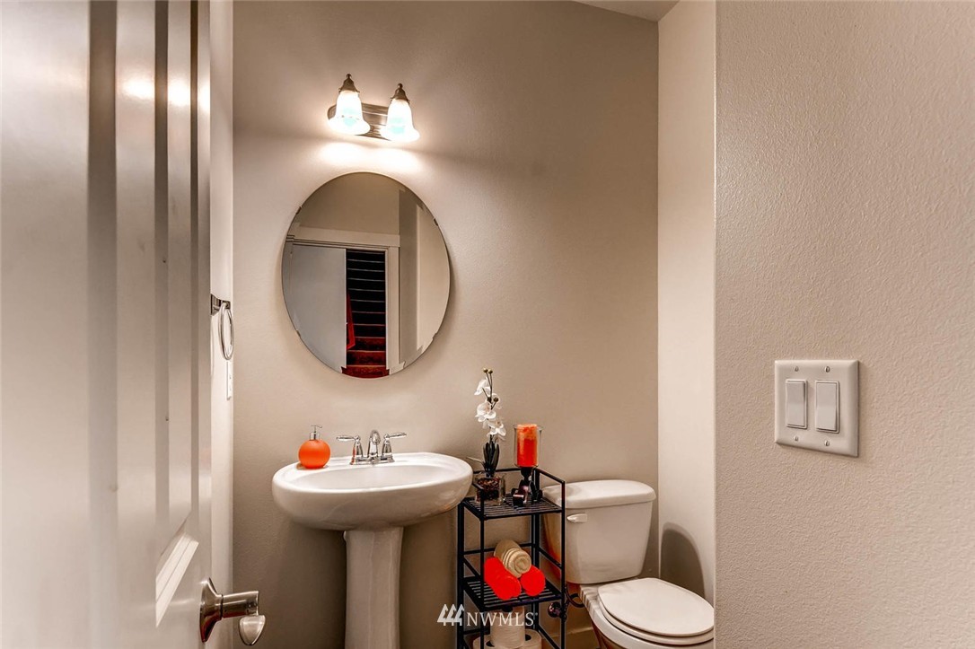22316 36th Avenue Southeast Bothell, WA 98021 - Photo 12 of 23