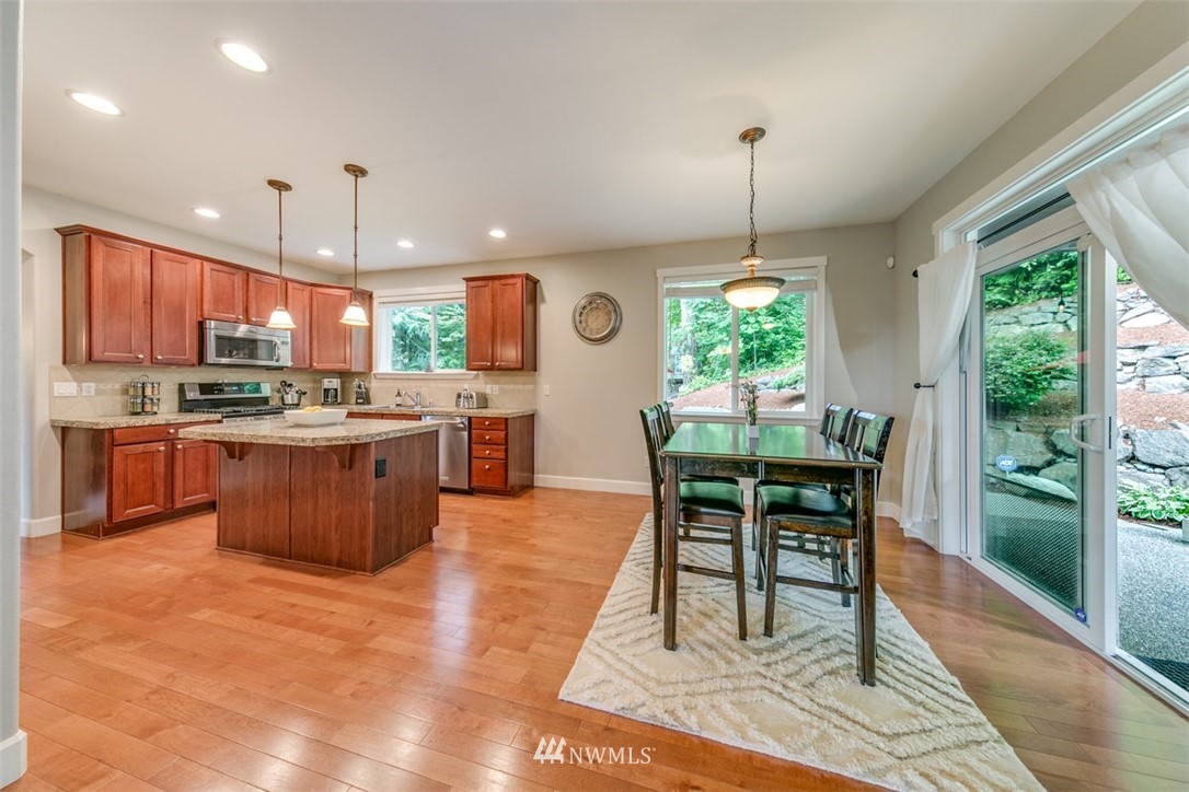 212 156th Place Southeast Bothell, WA 98012 - Photo 12 of 25