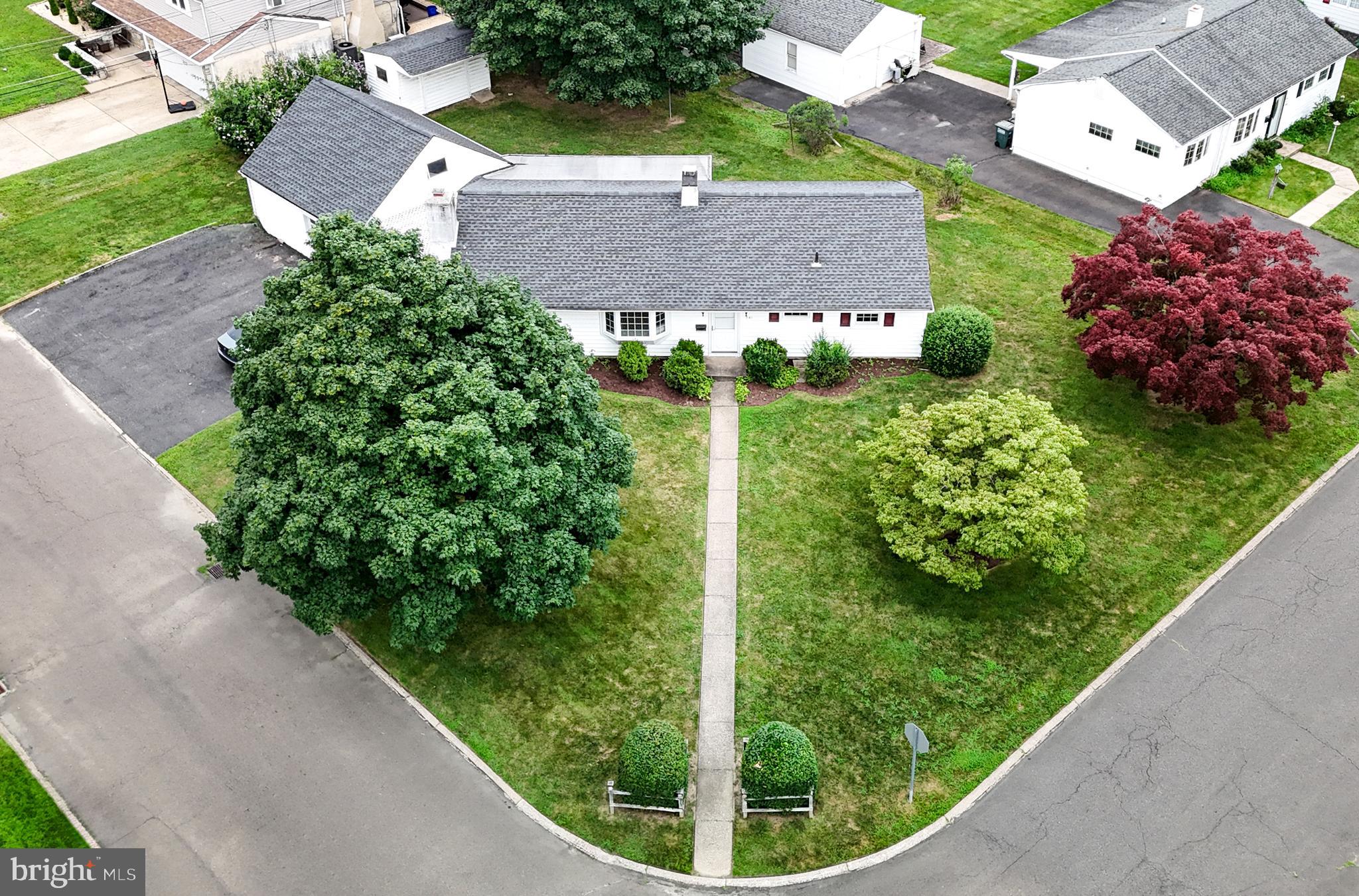 341 Clair Road Southampton, PA 18966 - Photo 1 of 42 Gallery Image 1