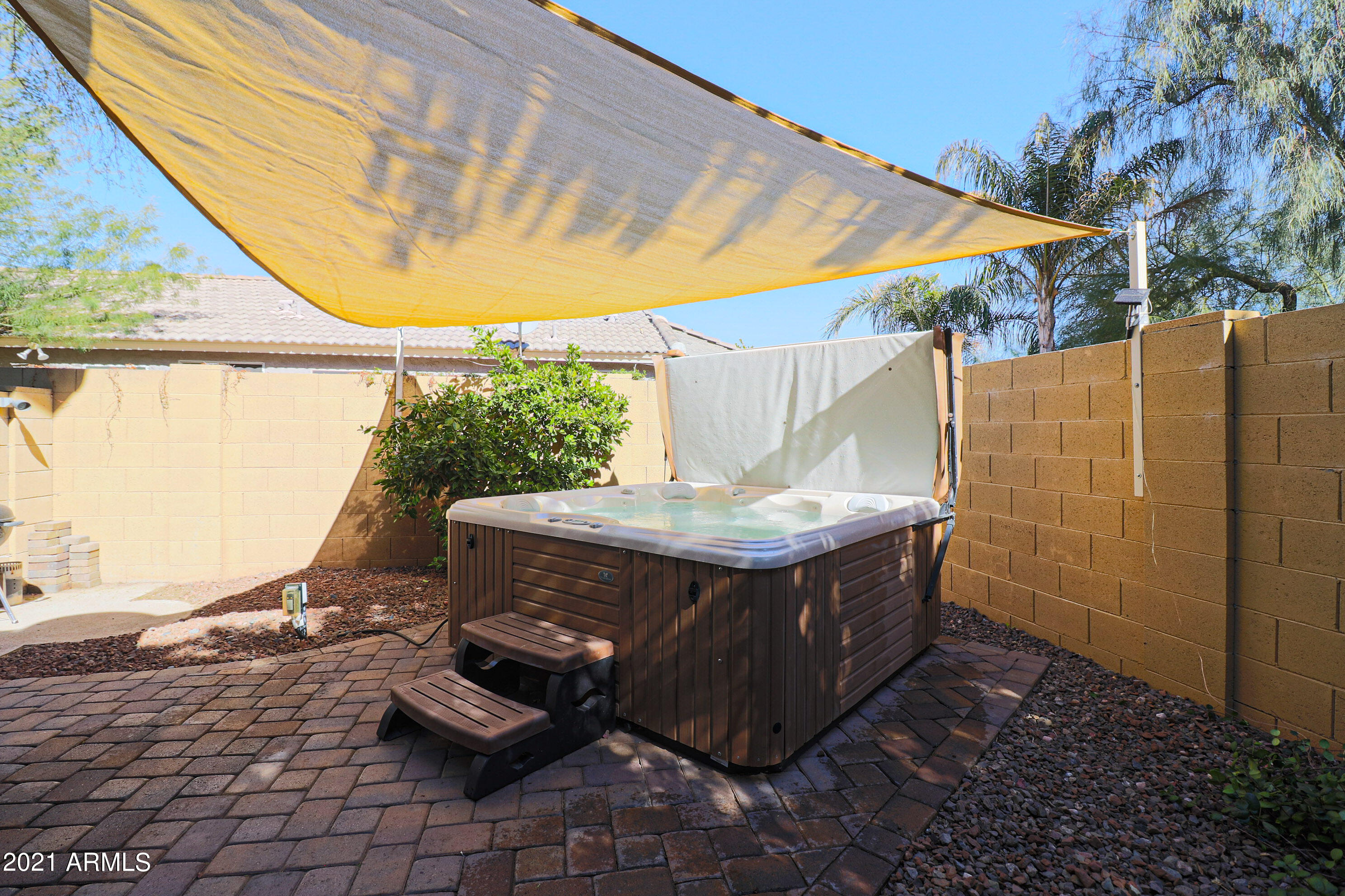 2150 East Bell Road, Unit 1114 Phoenix, AZ 85022 - Photo 9 of 29 Hot Tub