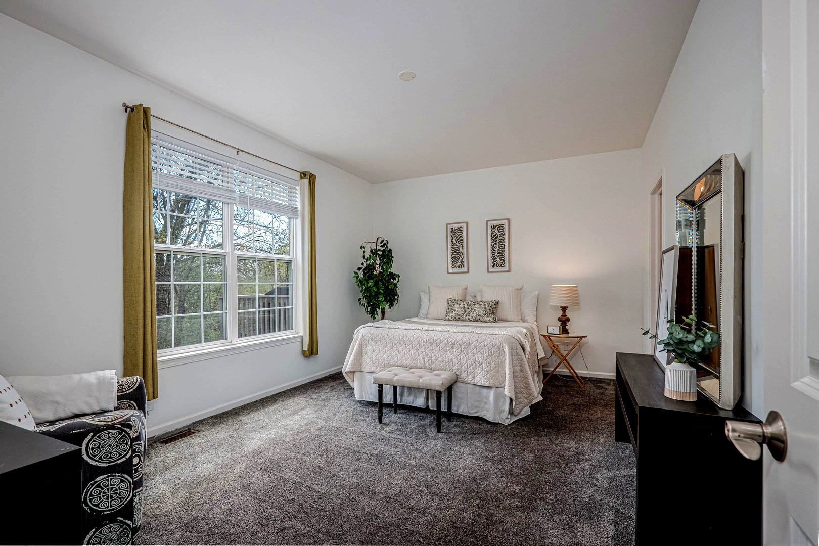 758 Oak Hollow Road Crystal Lake, IL 60014 - Photo 13 of 37