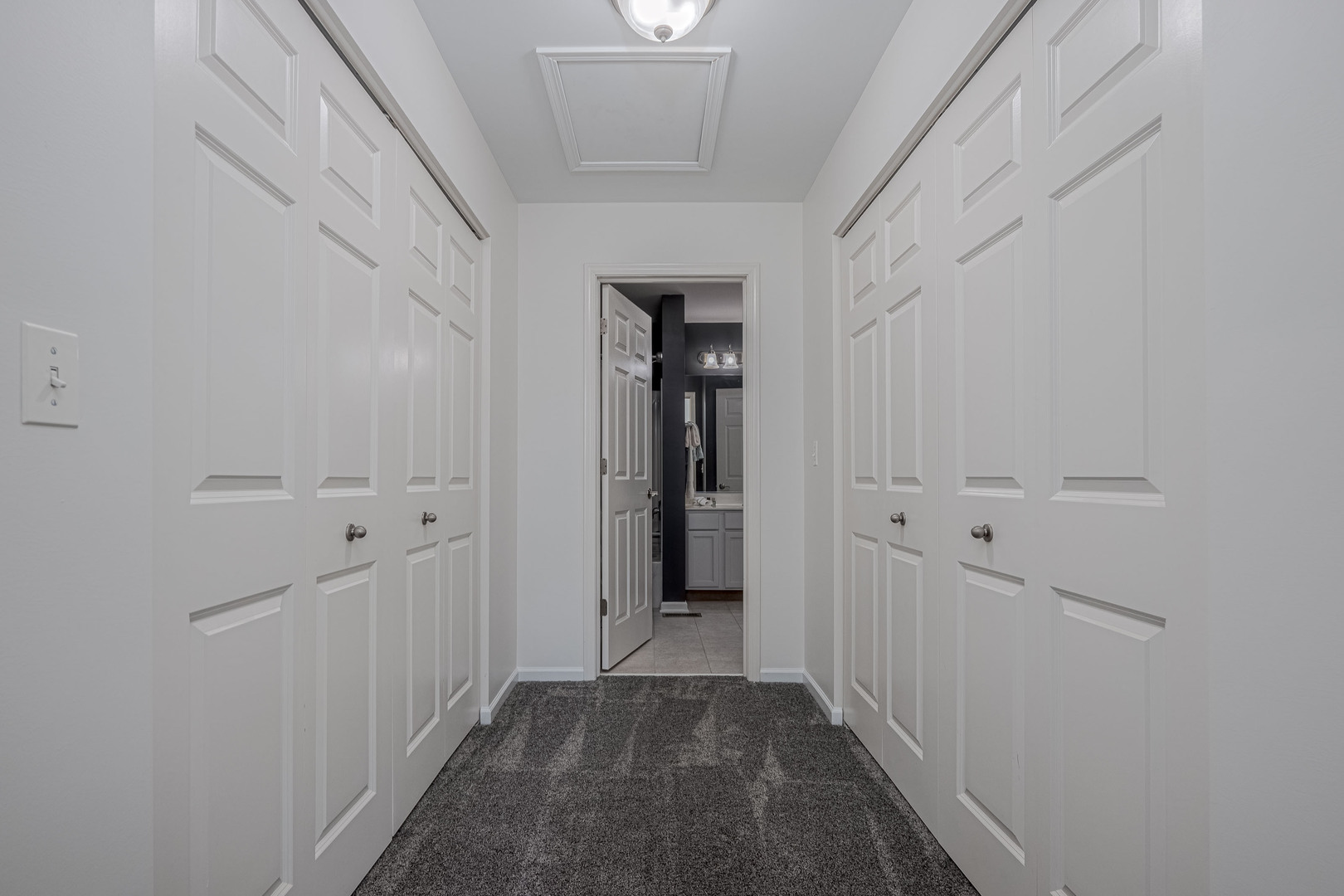 758 Oak Hollow Road Crystal Lake, IL 60014 - Photo 24 of 37