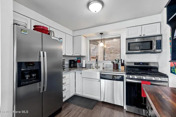 $410,000 | 18126 East Duwamish Drive, Bayview, ID 83803