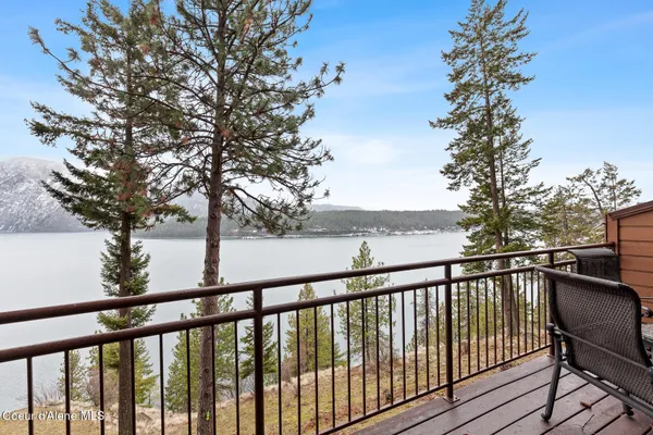 $410,000 | 18126 East Duwamish Drive, Bayview, ID 83803