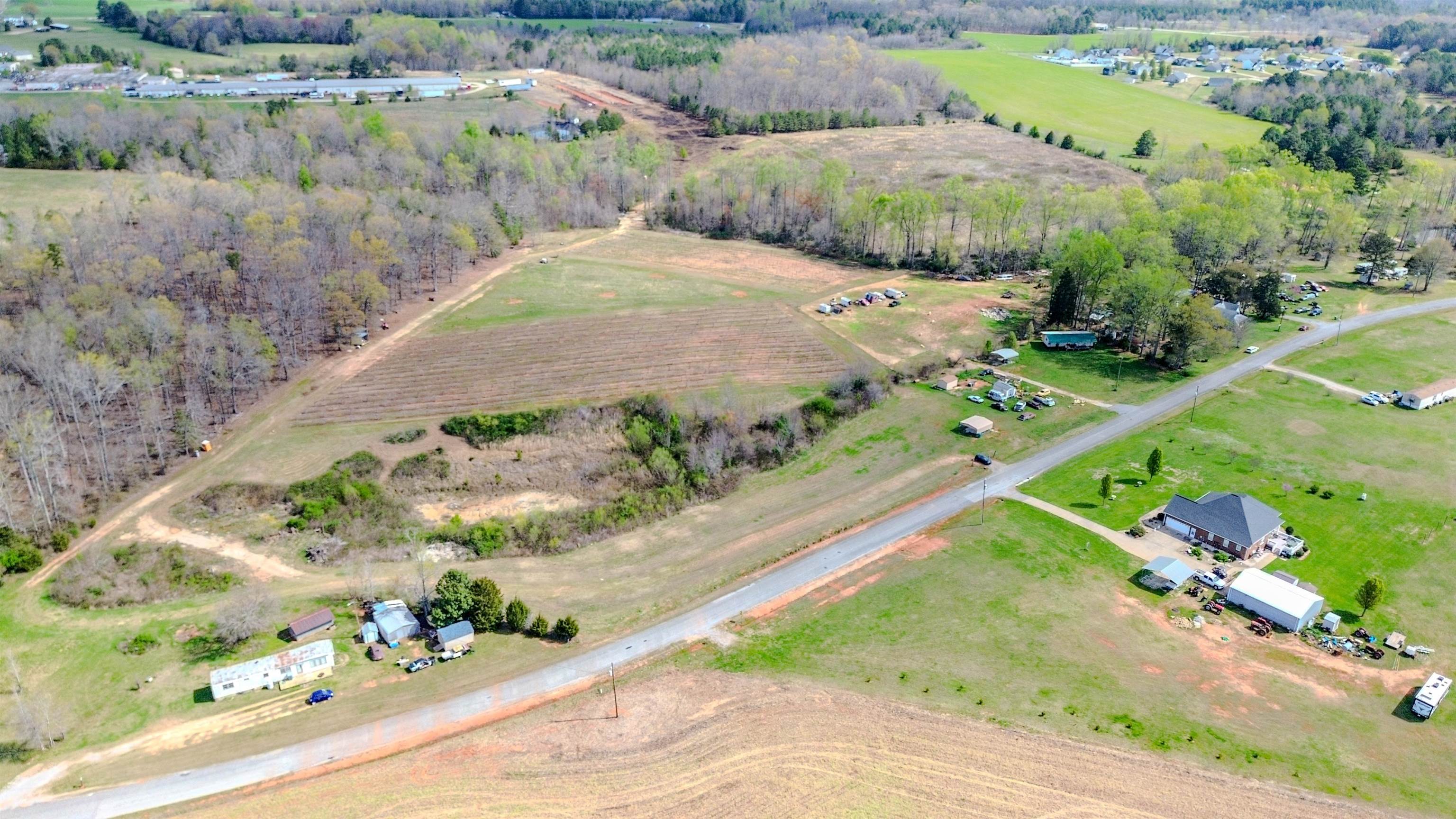 310 Sarratt Creek Road Gaffney, SC 29341 - Photo 7 of 36