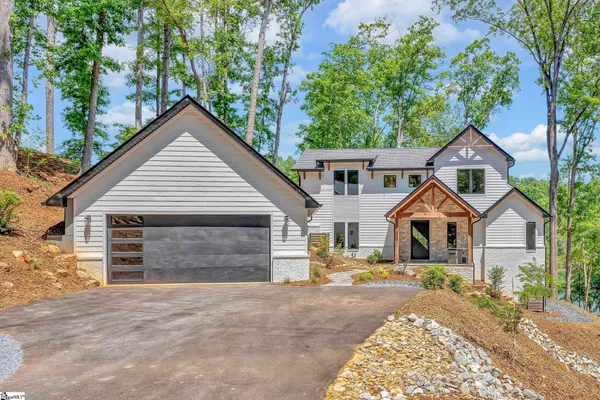 $2,997,000 | 4014 Hardwood Pointe Drive, West Union, SC 29696