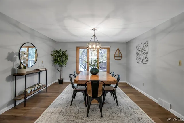 $449,900 | 12 Arrow Trail, Lancaster, NY 14086