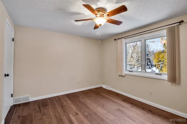 $449,900 | 12 Arrow Trail, Lancaster, NY 14086