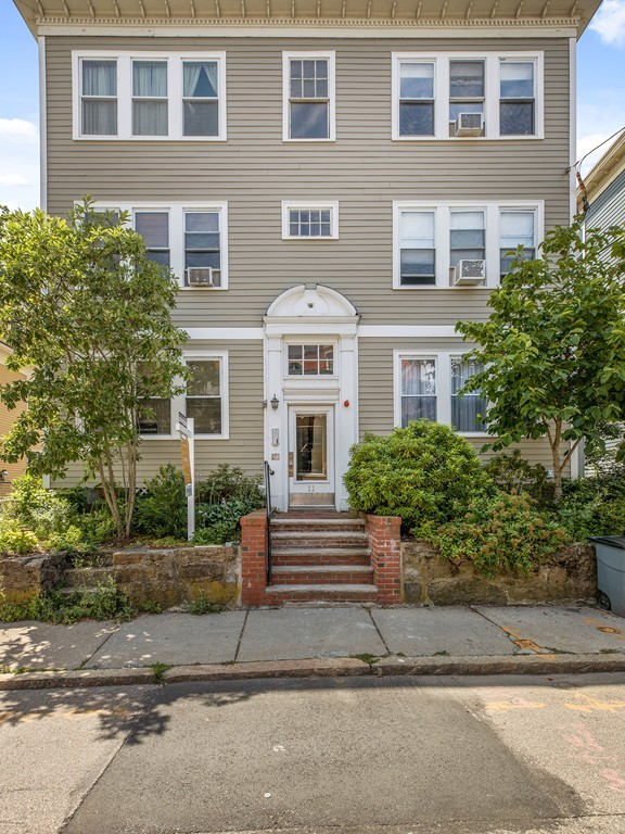 11 Sedgwick Street, Unit 9 Boston, MA 02130 - Photo 19 of 21