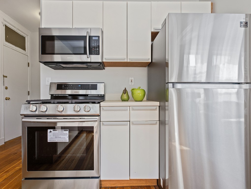 11 Sedgwick Street, Unit 9 Boston, MA 02130 - Photo 8 of 21