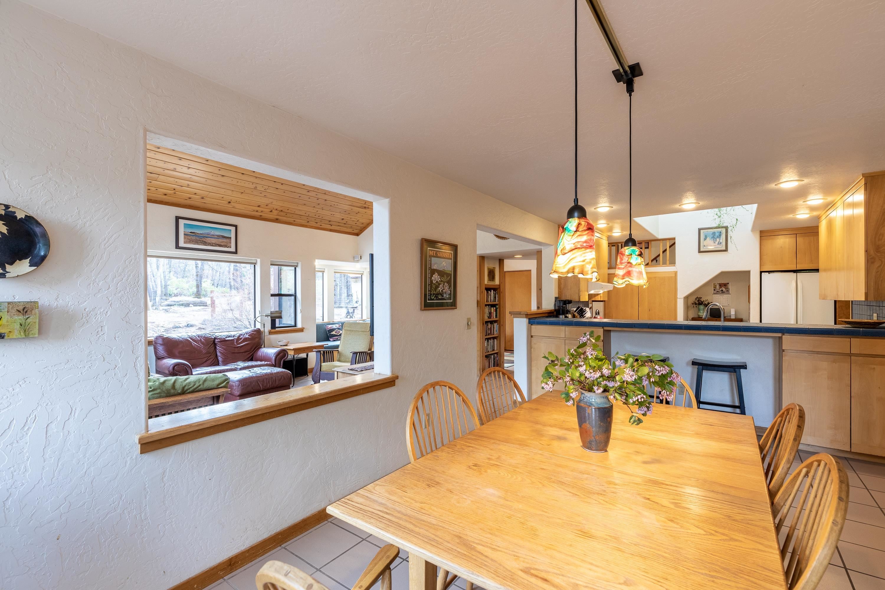 9216 Rocky Road Weed, CA 96094 - Photo 10 of 27 Gallery Image 10