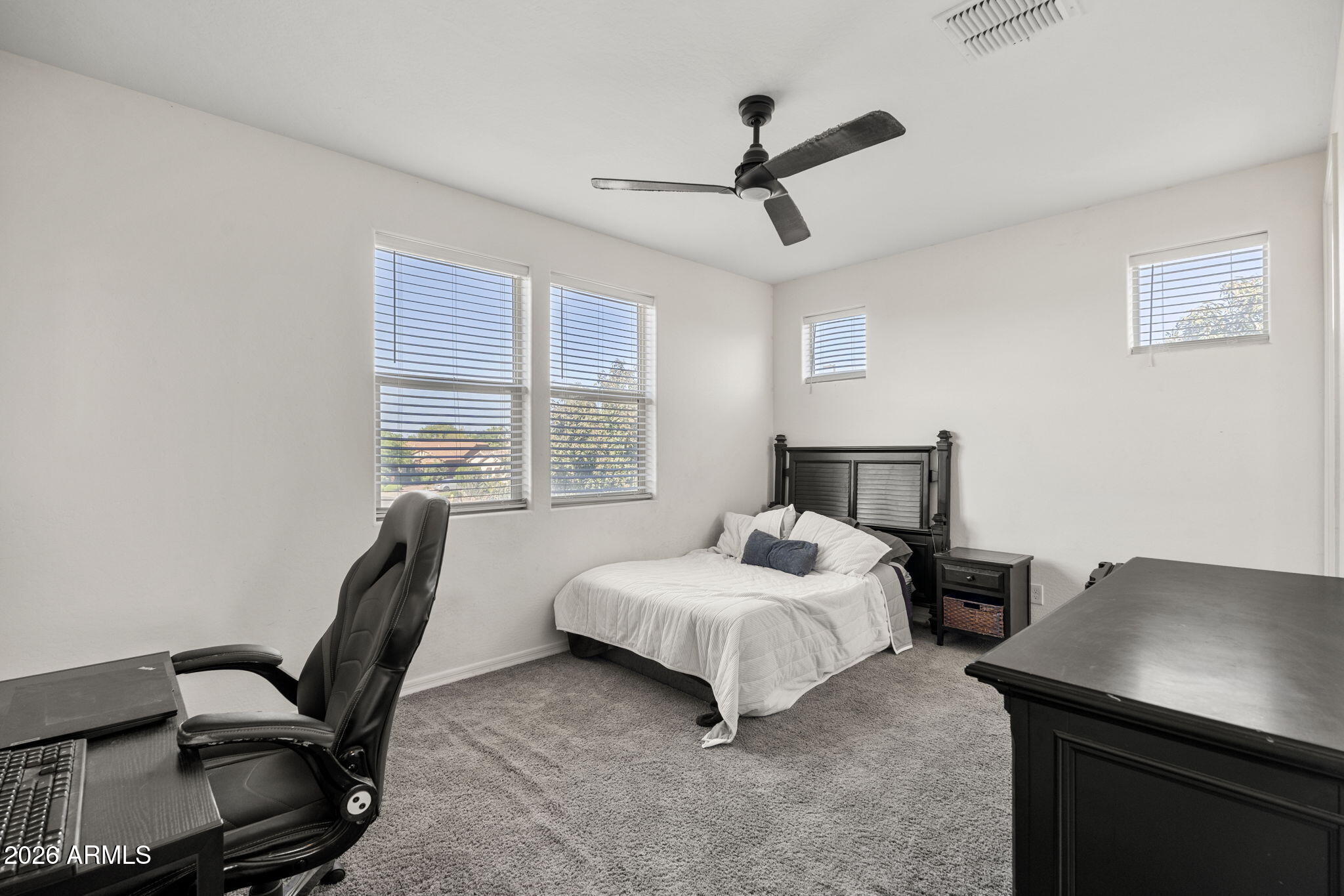 1170 East Kensington Road Gilbert, AZ 85297 - Photo 31 of 66 33-web-or-mls-1170-e-kensington-rd