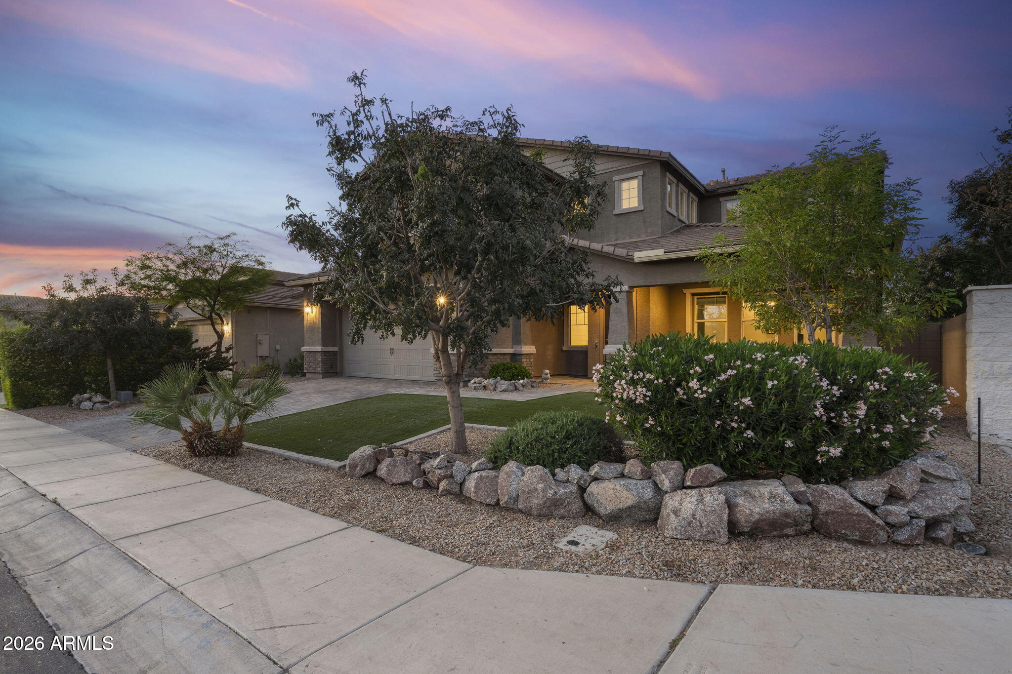 1170 East Kensington Road Gilbert, AZ 85297 - Photo 4 of 66 60-web-or-mls-1170-e-kensington-rd