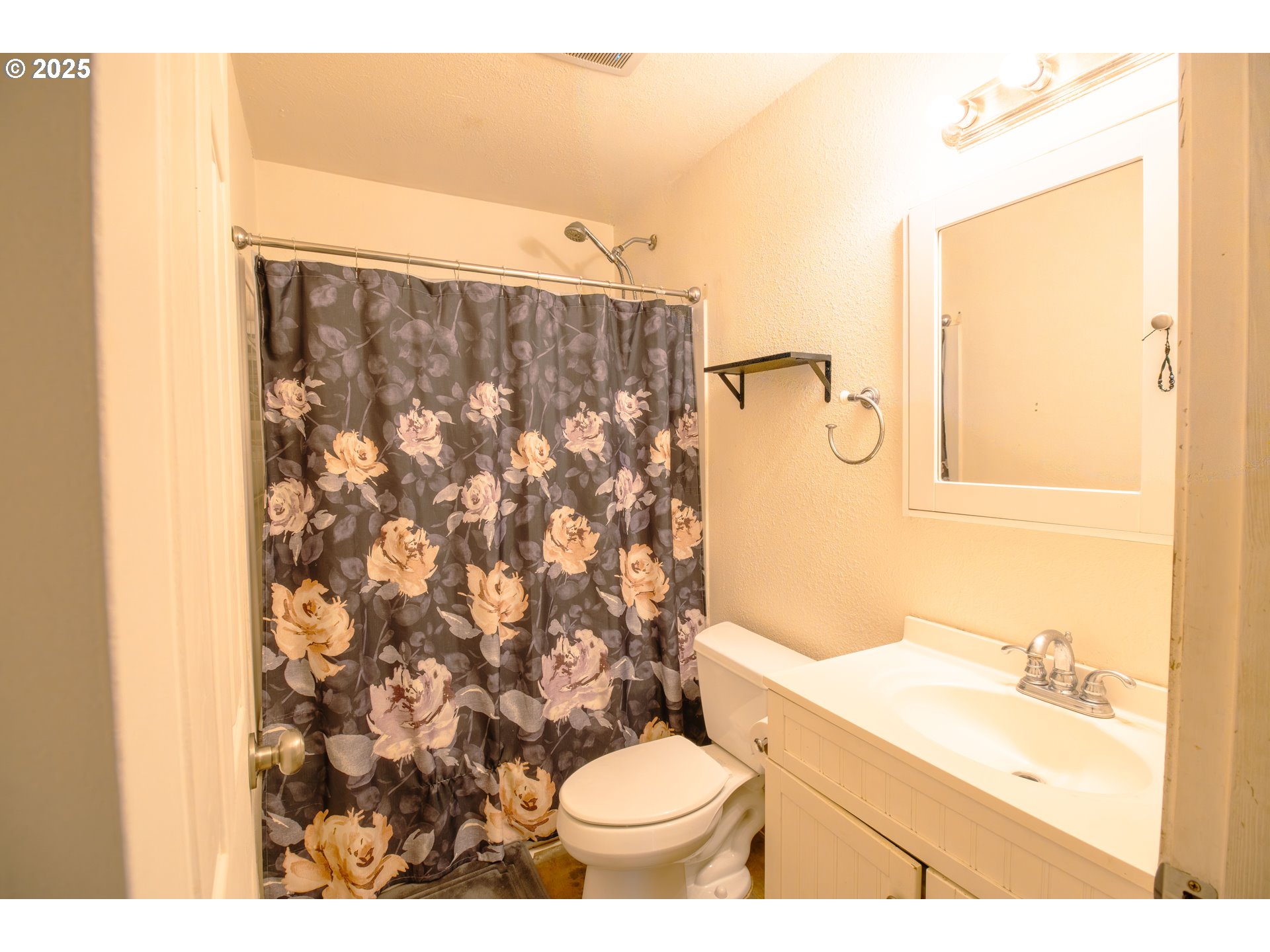 4671 Merlin Street Longview, WA 98632 - Photo 10 of 17 Gallery Image 10
