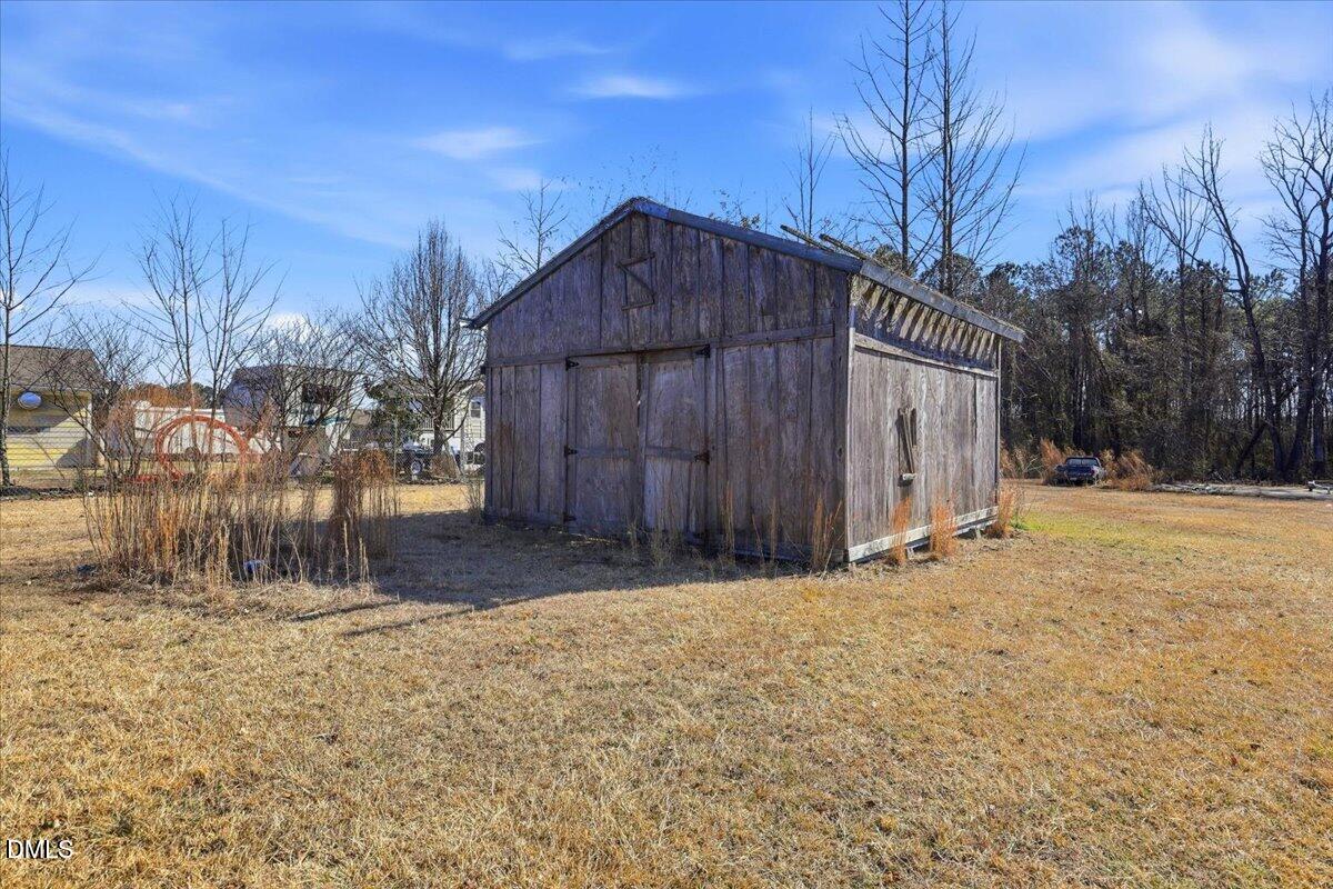 618 Phillips Road Selma, NC 27576 - Photo 8 of 14 04-618 Phillips Rd-4