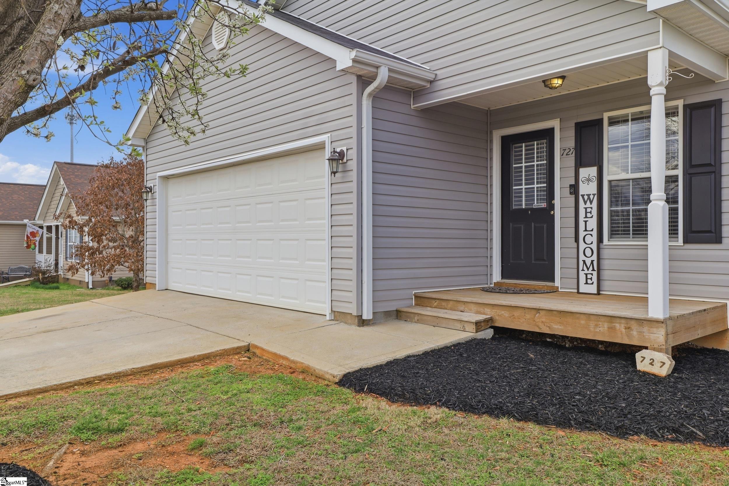 727 Old Bethel Road Moore, SC 29369 - Photo 2 of 31