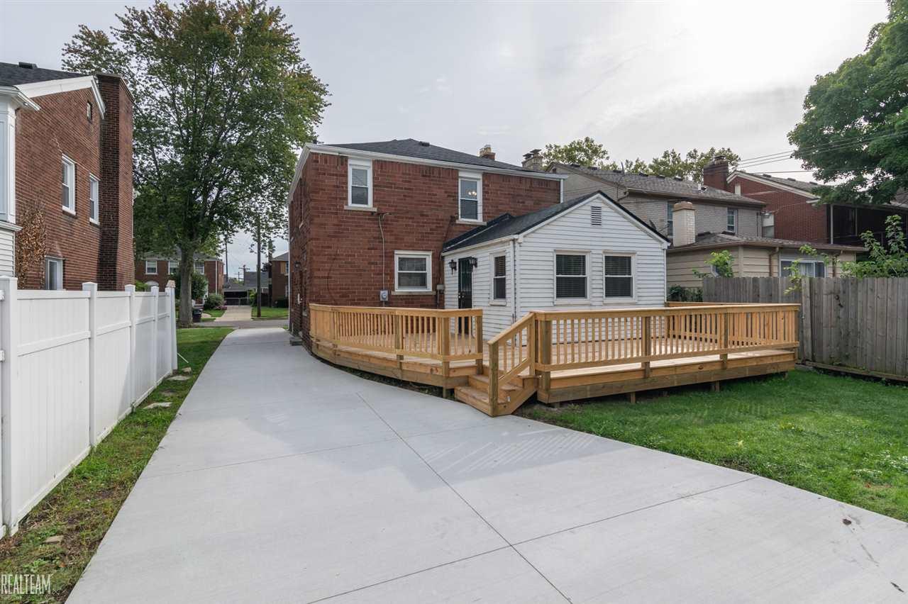 3479 Harvard Road Detroit, MI 48224 - Photo 30 of 33 31361371-29.JPG