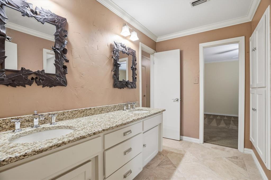 4201 Winding Way Benbrook, TX 76126 - Photo 23 of 40