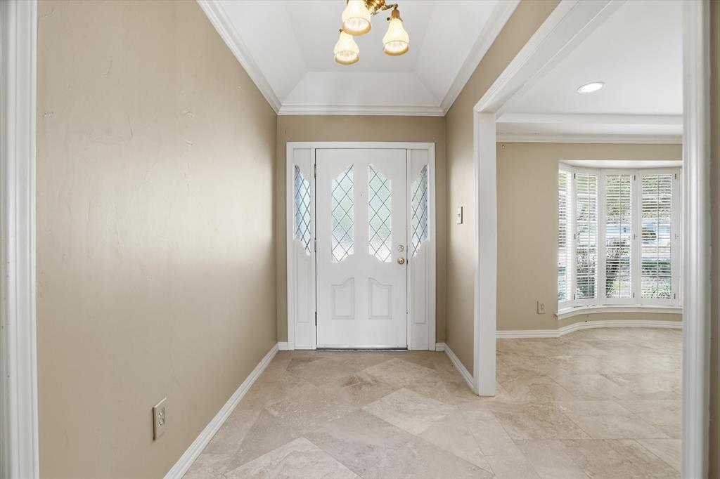 4201 Winding Way Benbrook, TX 76126 - Photo 6 of 40